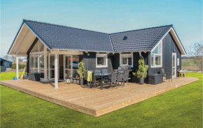 3 Bedroom Amazing Home In Knebel, Knebel
